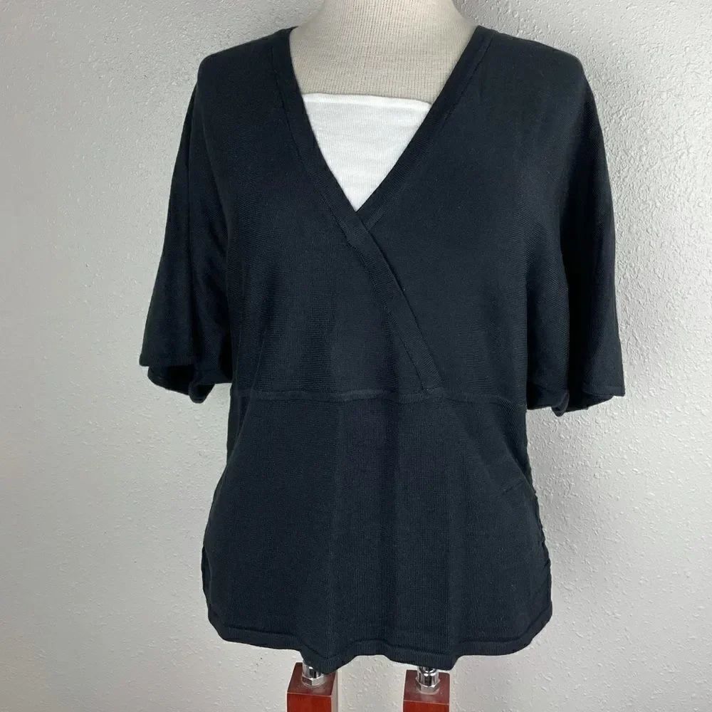 NWT dressbarn V-Neck Top